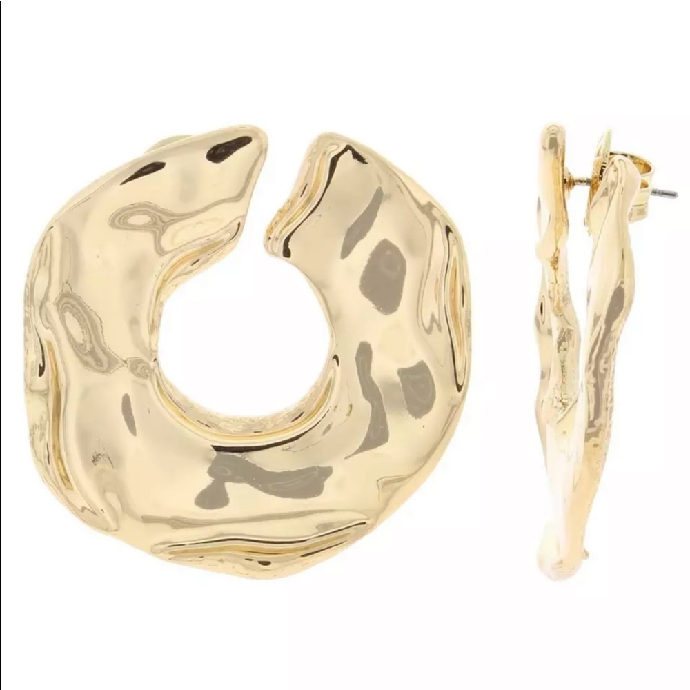 BCBGMAXAZRIA Womens Hammered Gold Modern Dangle Hoop Earrin
Original price $58